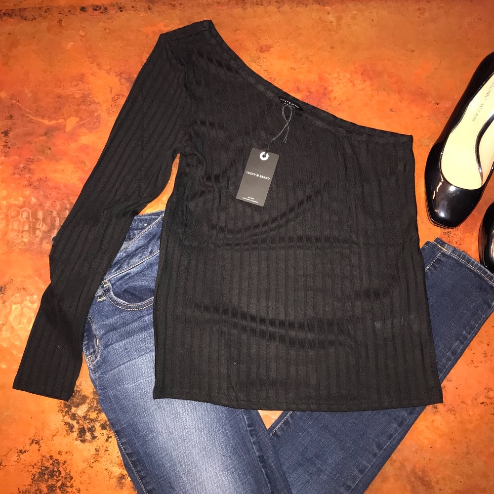 NEW W/TAG Lucky Brand One Shoulder Top - Picture 2 of 5